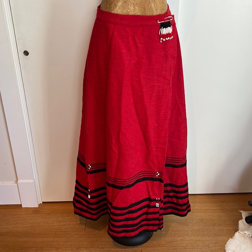 HOST PICK ❤️‍🔥 Vintage woven African maxi wrap skirt